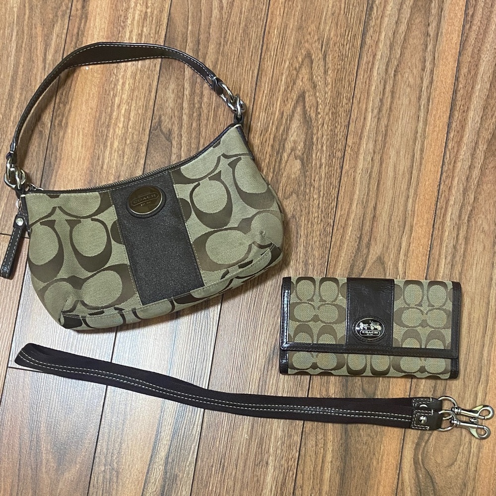 Coach Signature Shoulder Bag with Matching Wallet